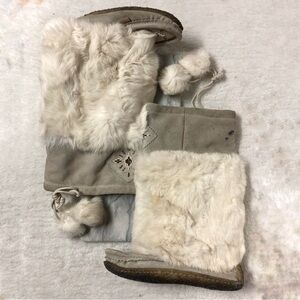 Laurentian Chief Moccasins Size 8 Shoes Cream White Suede Real Fur